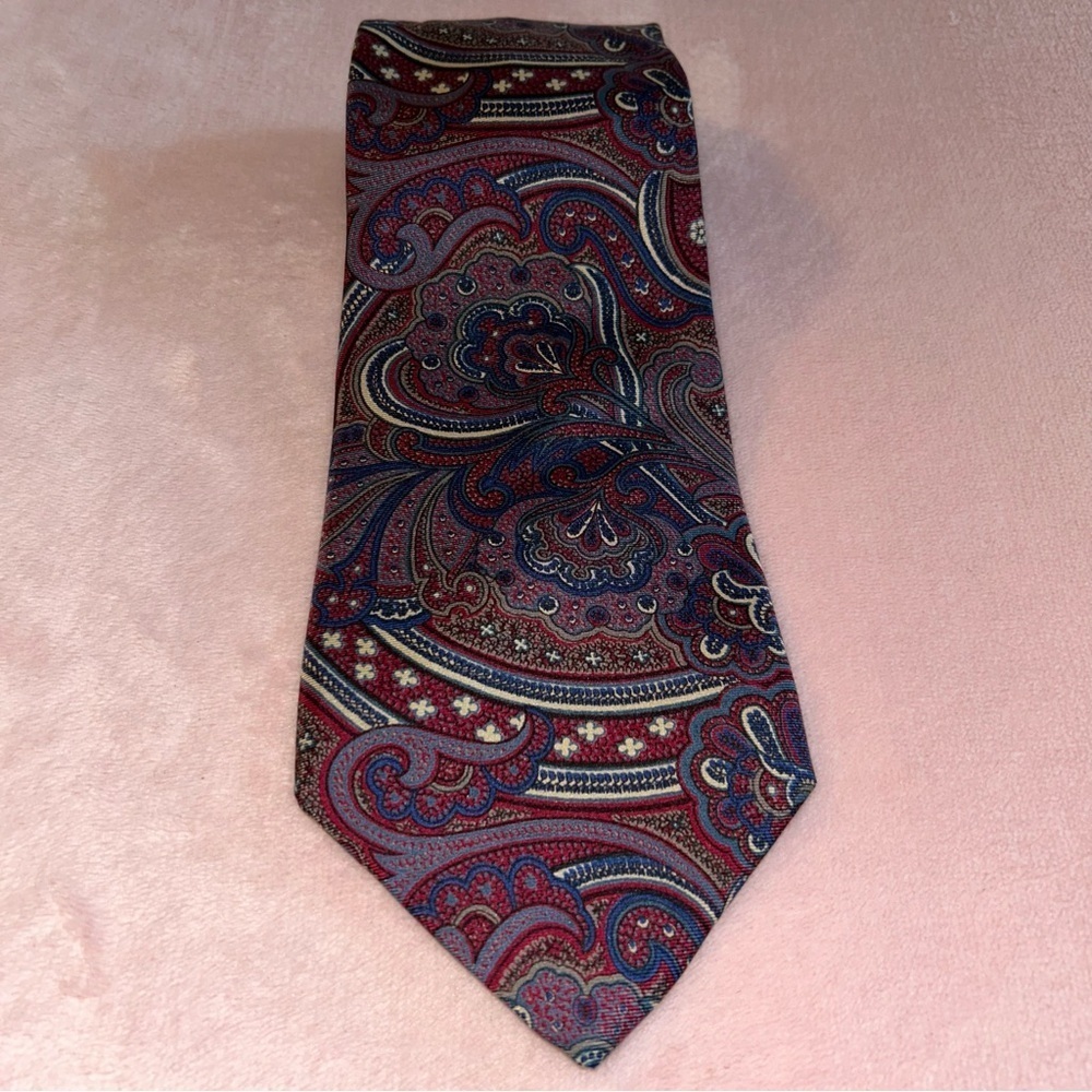 Stafford silk tie burgundy paisley print made in USA